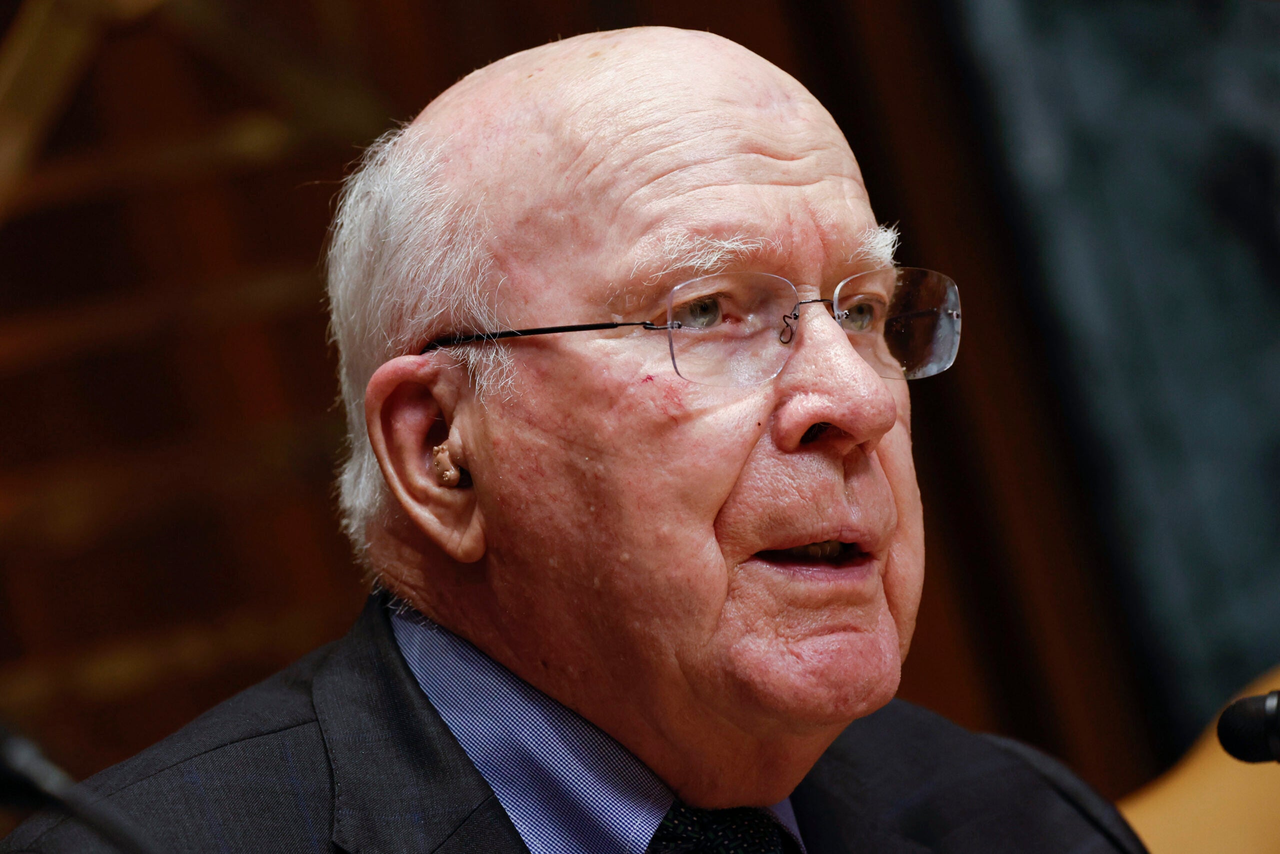  He s Scaring The Heck Out Of Me Sen Leahy On Acting With Heath