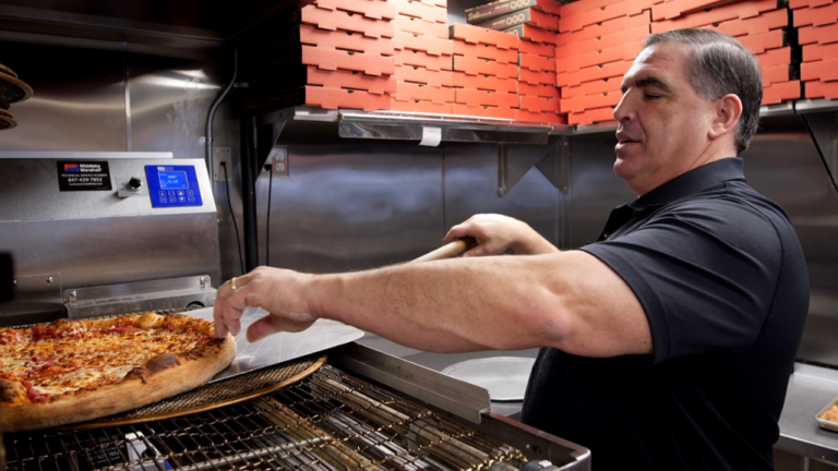 A Popular NH Pizza Place Addresses Their Closing Announcement