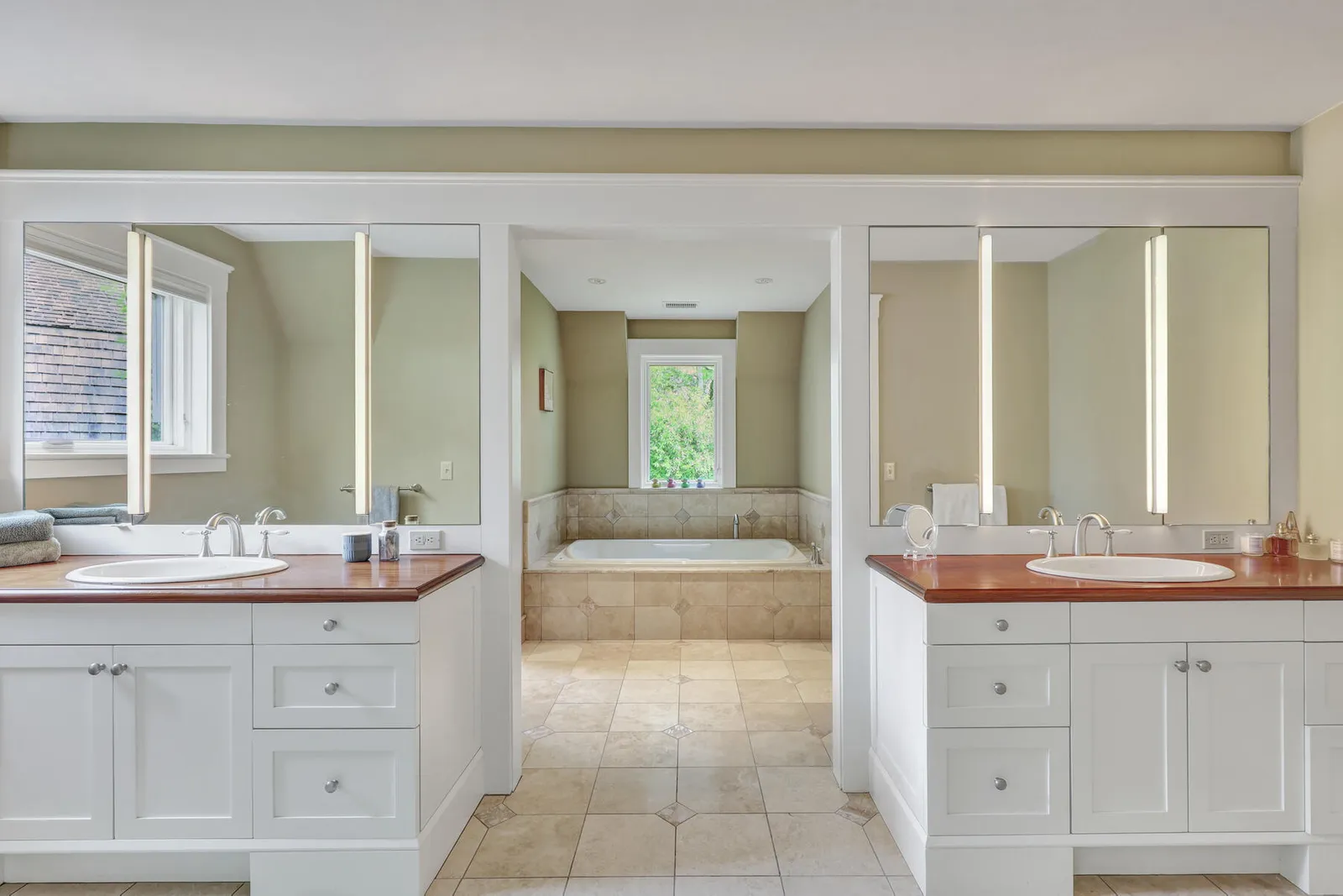 1825-South-County-Road-Osterville-Primary-Bathroom