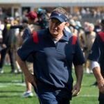 New England Patriots head coach Bill Belichick walks off the field following a 17-14 win over the Pittsburgh Steelers Sunday, Sept. 18, 2022.