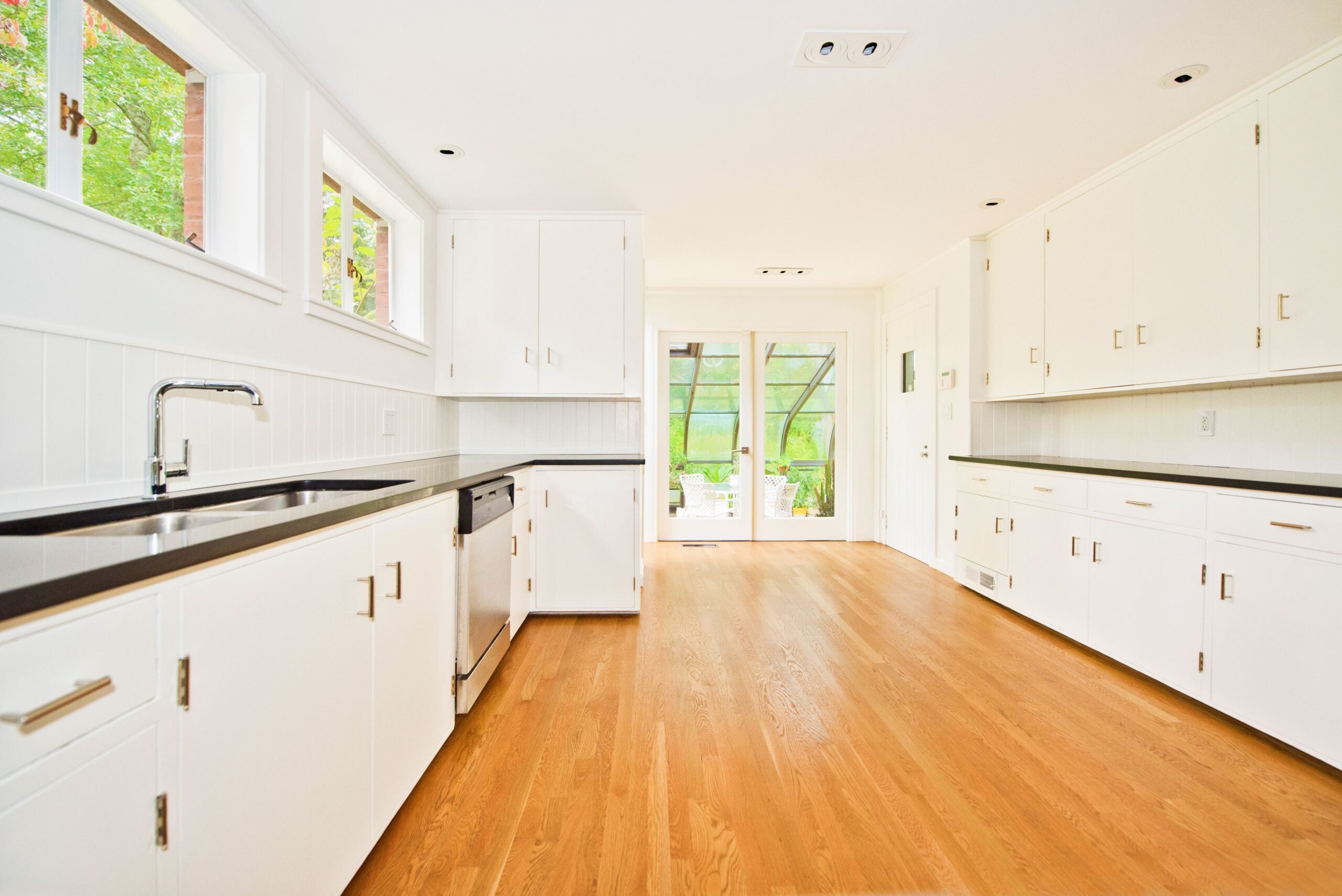 70_Main_Street_in_Medfield_Kitchen_2