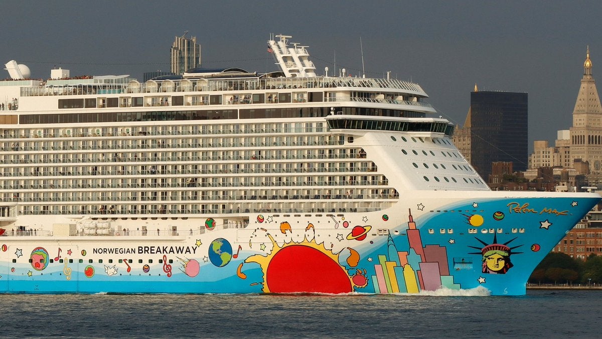 Fishing boat hits cruise ship off Nantucket coast