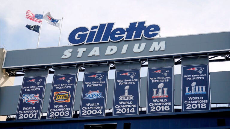 Pats fans line up outside Gillette Stadium pro shop