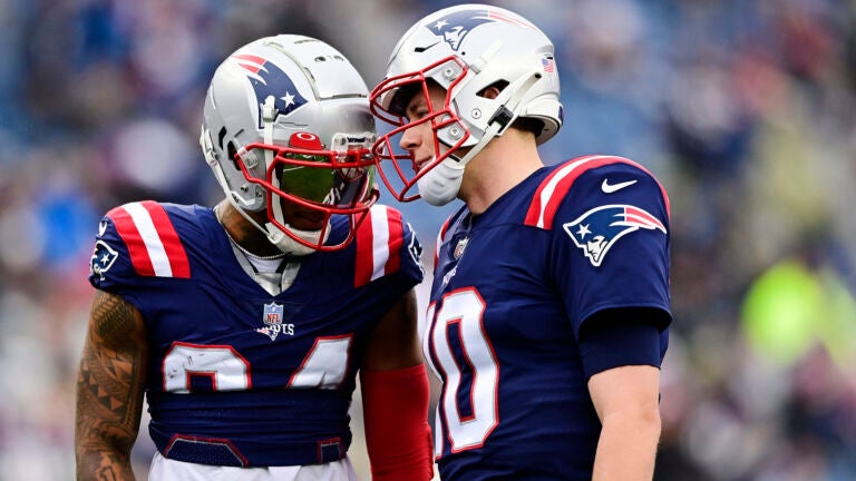 Patriots: Confidence In New England QB Mac Jones Despite Benching? - Sports  Illustrated New England Patriots News, Analysis and More