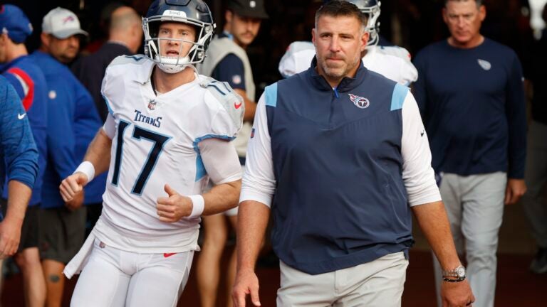 Tennessee Titans' Mike Vrabel still using lessons he learned from