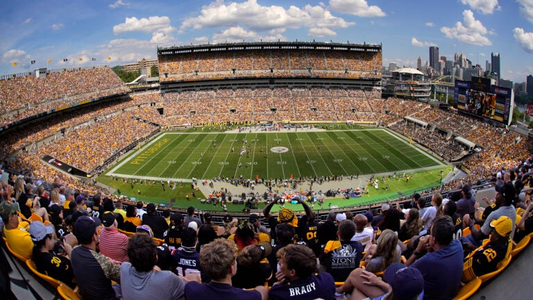 Did you hear it? Fans return to Heinz Field