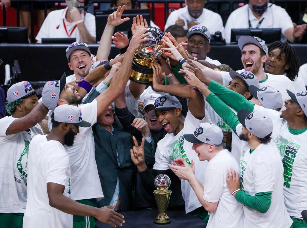 Fan Voting Opens For Celtics 75th-Anniversary All-Time Team - Sports  Illustrated Boston Celtics News, Analysis and More