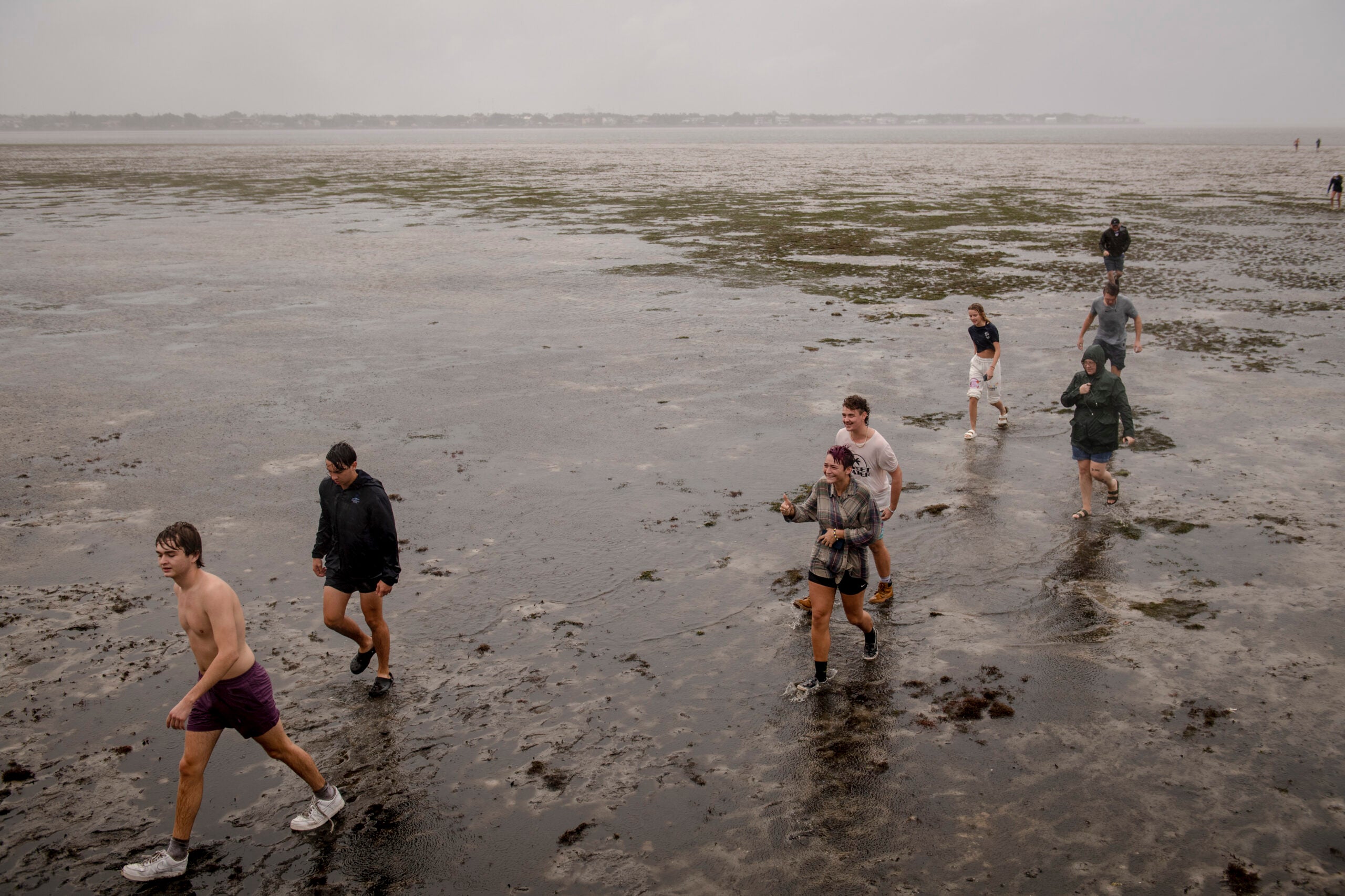 Why water receded from Tampa Bay as Hurricane Ian approached