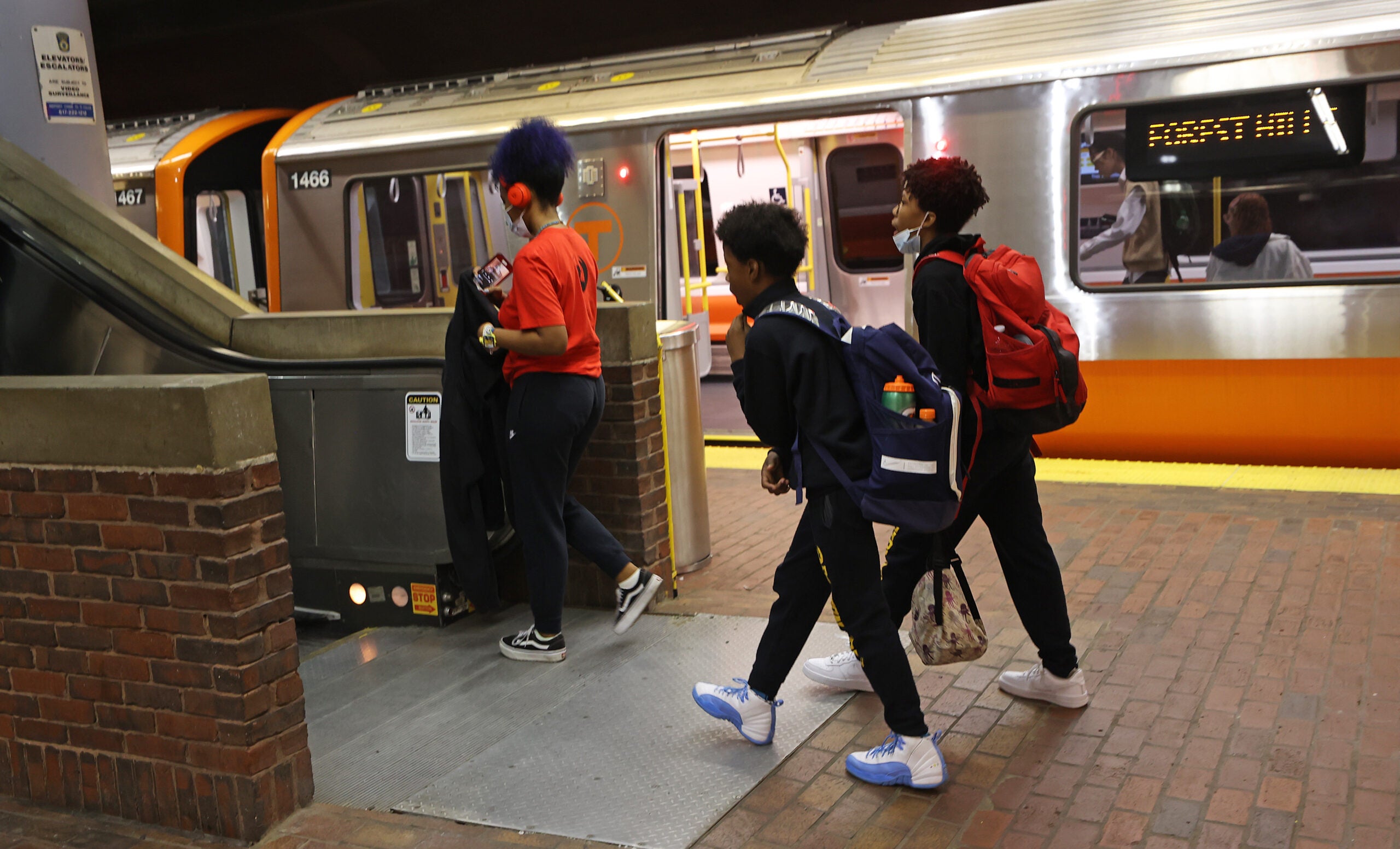 Scenes from the return of the Orange Line