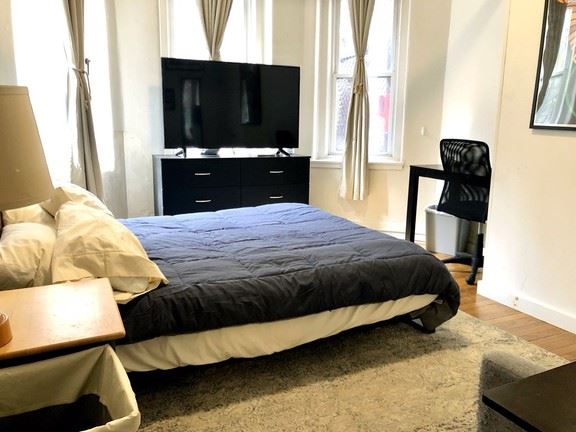 131-Park-St-Bedroom-635ad2a74ed87
