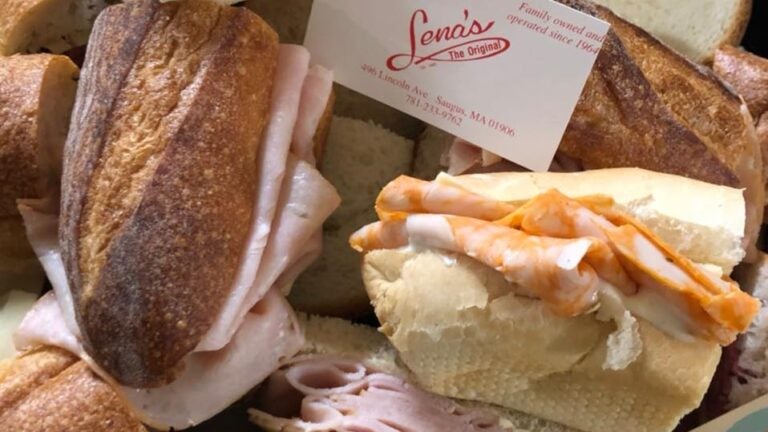 Goodbye Lena's: Sub shop to close after 58 years on North Shore - Vimarsana News