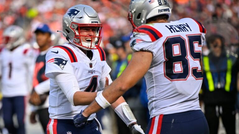 Photos: Week 6 - Patriots at Browns Game Action