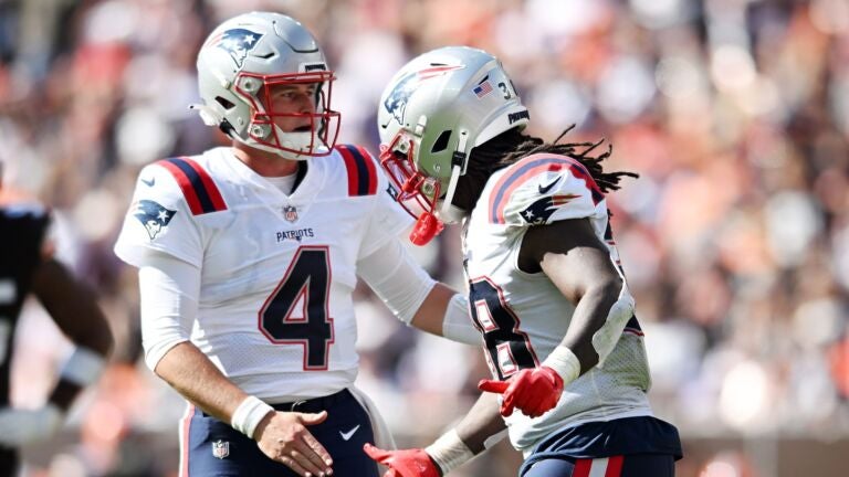 Two theories on Patriots' recent usage of rookie QB Malik