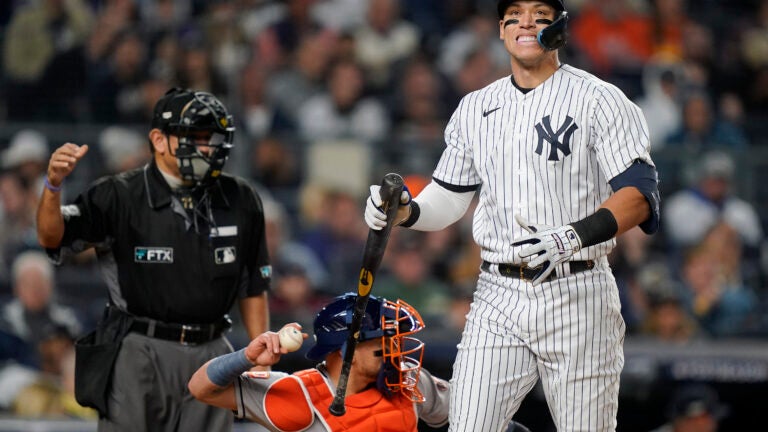 Yankees' Aaron Boone on the Hot Seat: Aaron Judge comes to his defense