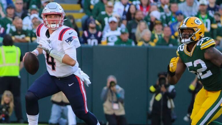 Patriots QB Bailey Zappe not worried about batted balls being an issue