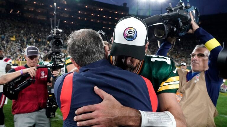 Aaron Rodgers praises Bill Belichick following Packers' win over Patriots