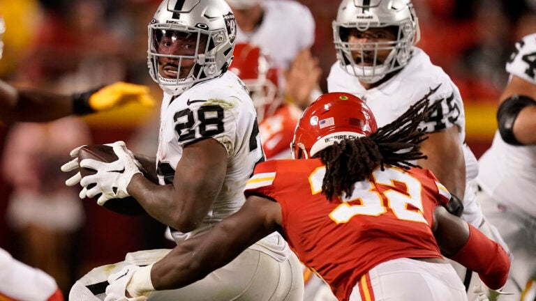 Monday Night Football Picks: Las Vegas Raiders at Kansas City