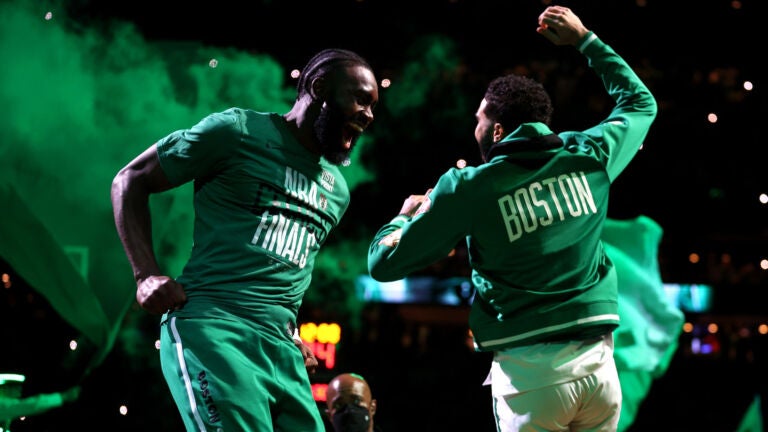Tatum Heaps Praise on Celtics Legend Ahead of Jersey Retirement