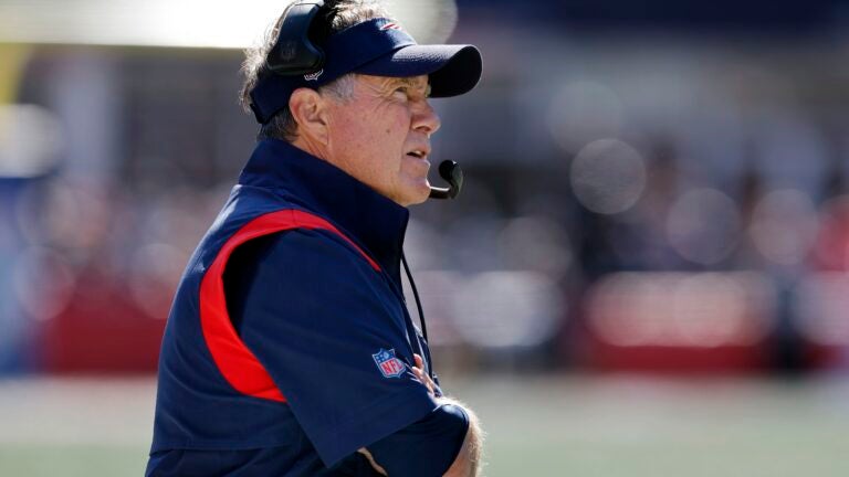 Bill Belichick, history set to collide as Patriots host Bears