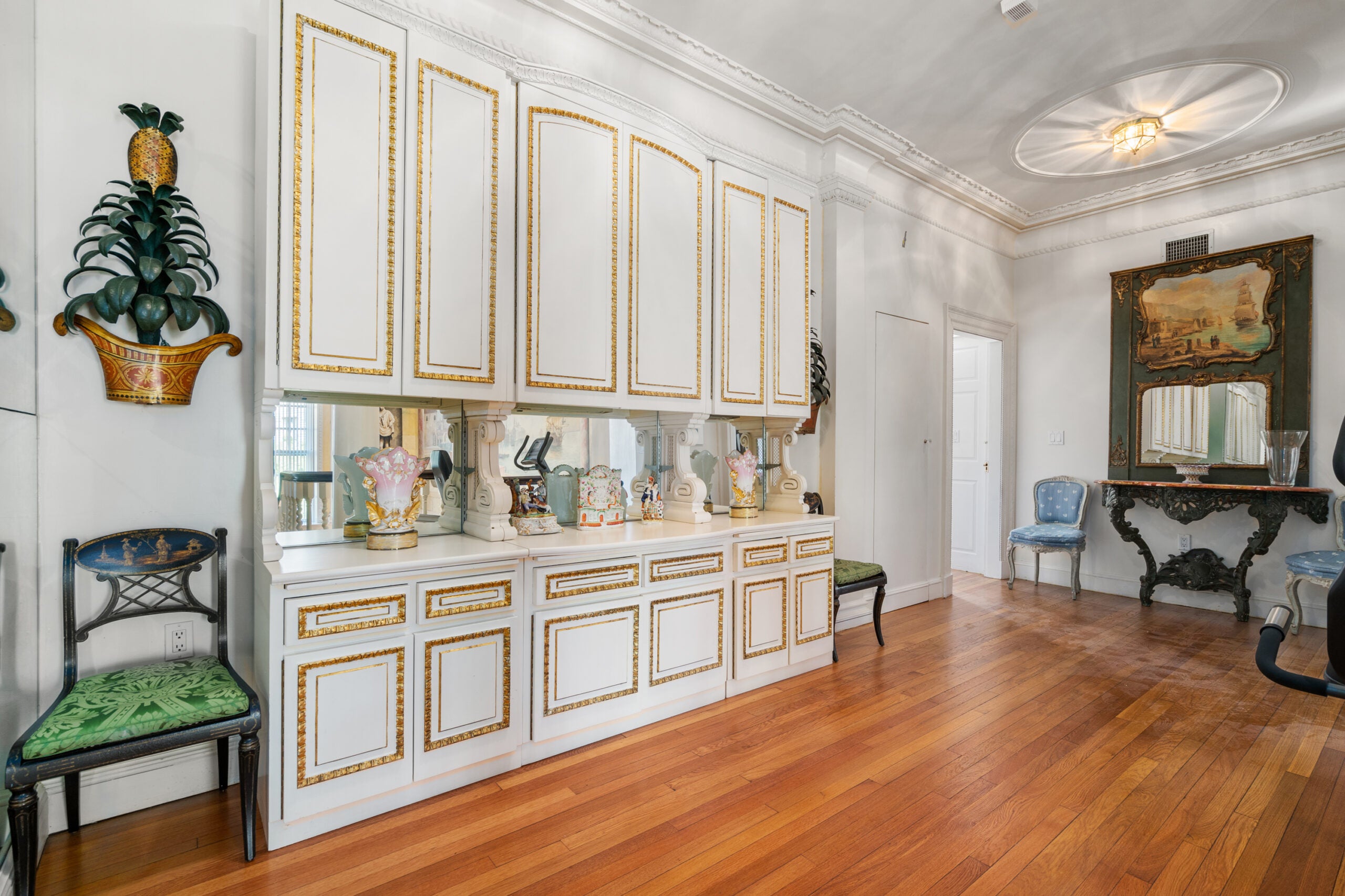 15-caitlin-road-brookline-gold-inlay-cabinetry