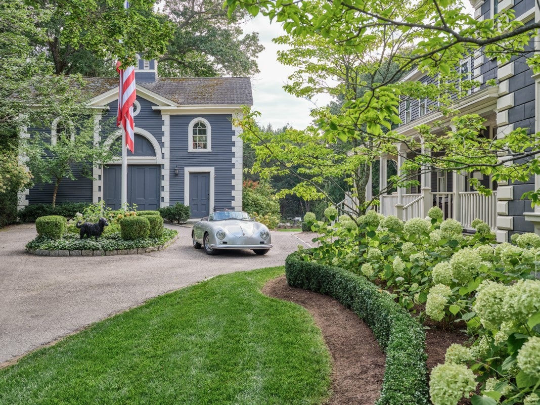 35-year-old-kennebunkport-driveway