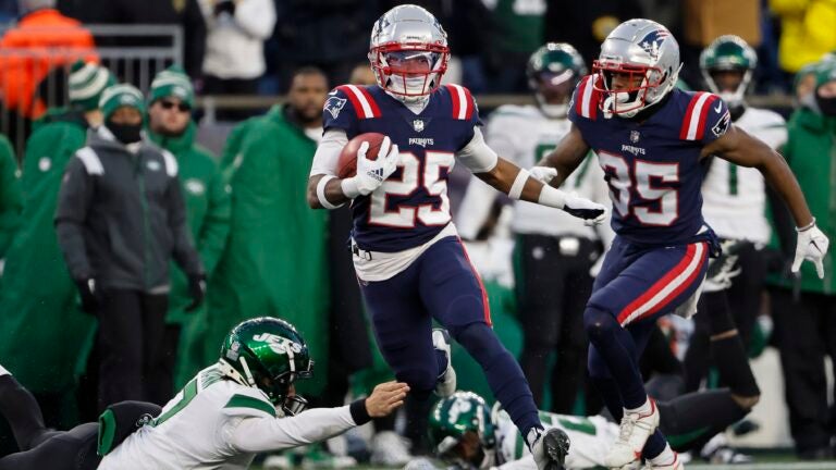 Marcus Jones delivers game-winner for New England - The Troy