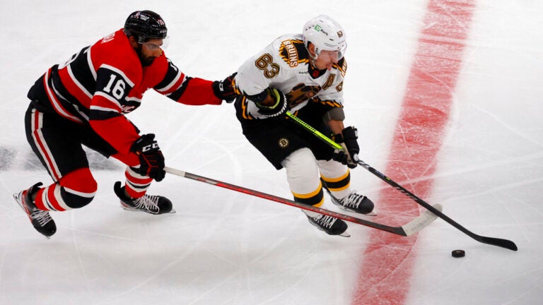 Blackhawks win good for ratings, retailers