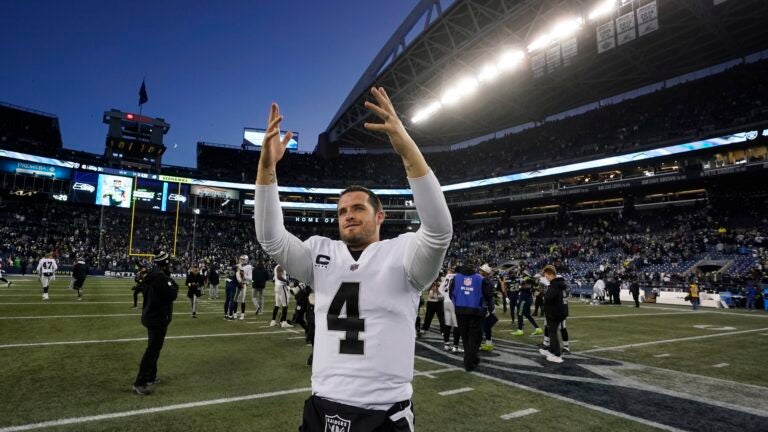 Derek Carr's emotions emerge after Raiders lose to Colts