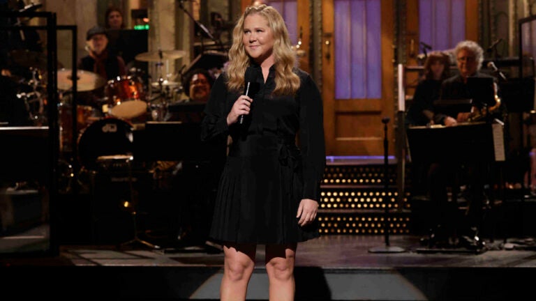 Cecily Strong's Midterm Plea Caps the Amy Schumer Hosted 'SNL