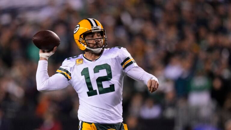 Aaron Rodgers unhappy with Packers talk after loss to Giants