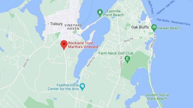 Police investigating armed robbery at Martha's Vineyard bank - Vimarsana News