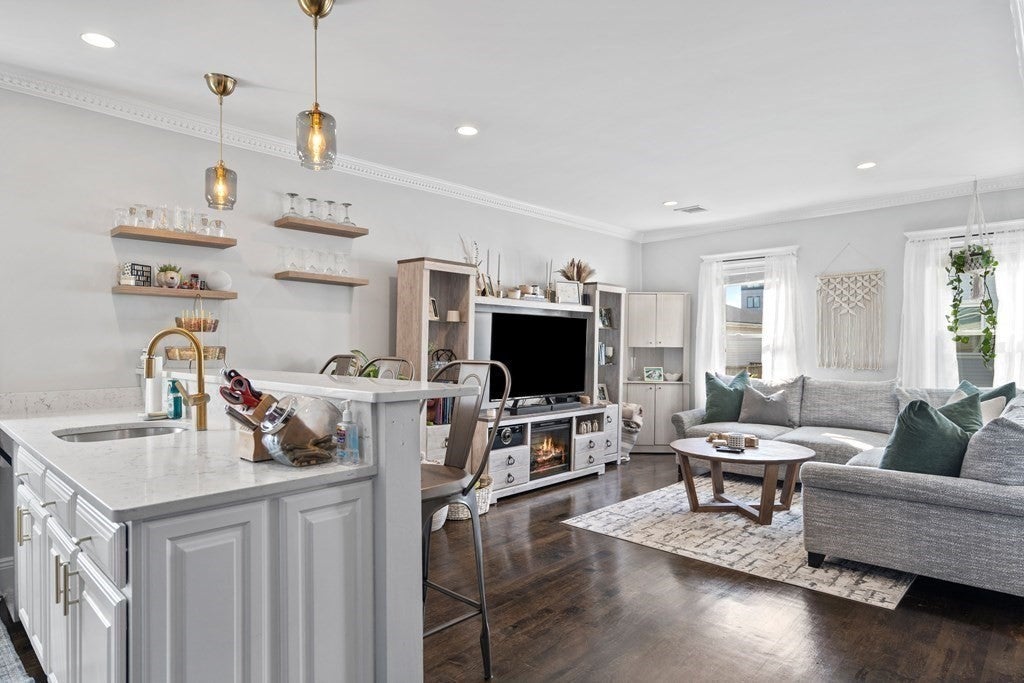 5 South Boston rentals below the typical price