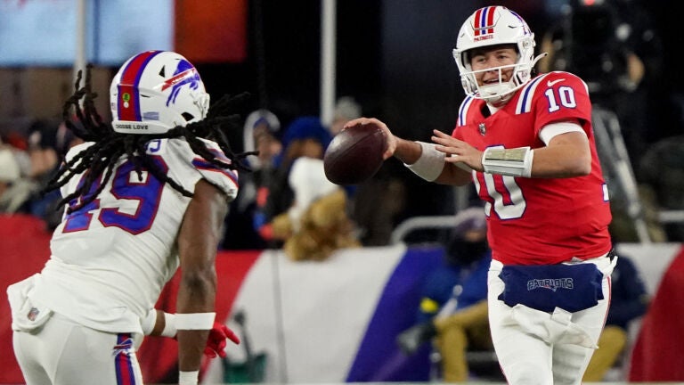 Mac Jones, Patriots Offense Ripped By Fans in Loss vs. Josh Allen, Bills