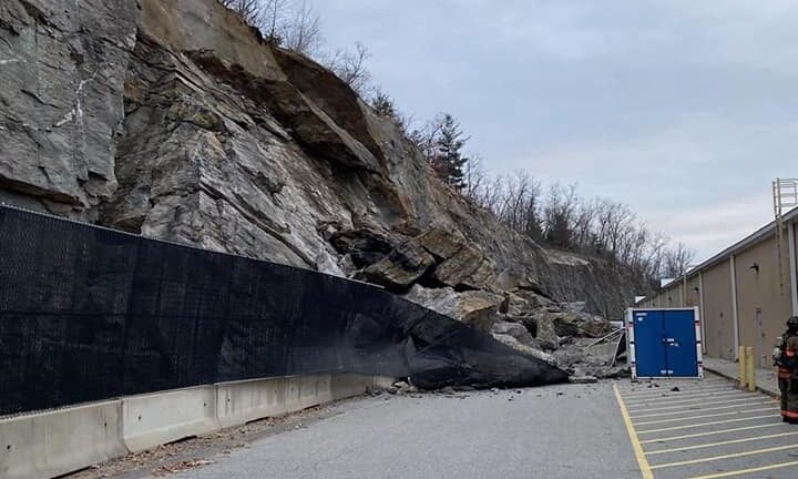 Merrimack Premium Outlets shut down after rockslide causes gas leak