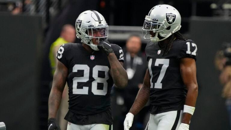 Raiders come in at No. 25 in latest B/R NFL Power Rankings