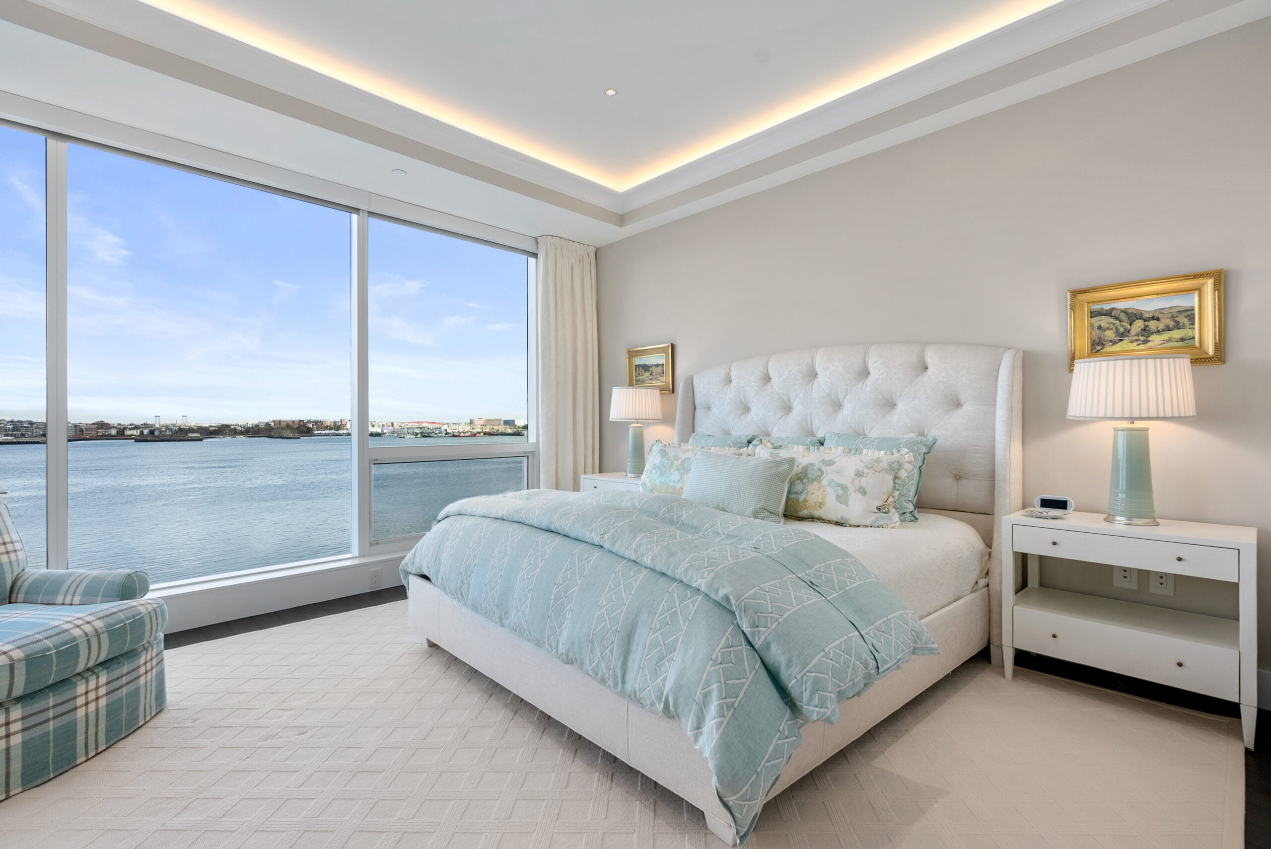 22-liberty-drive-6A-seaport-primary-bed