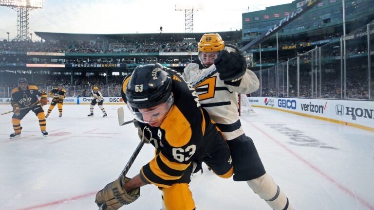 Are The Boston Bruins Exploring Options To Play At Fenway?