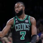 Boston Celtics guard Jaylen Brown (7) during an NBA basketball game against the Oklahoma City Thunder, Tuesday, Jan. 3, 2023, in Oklahoma City.