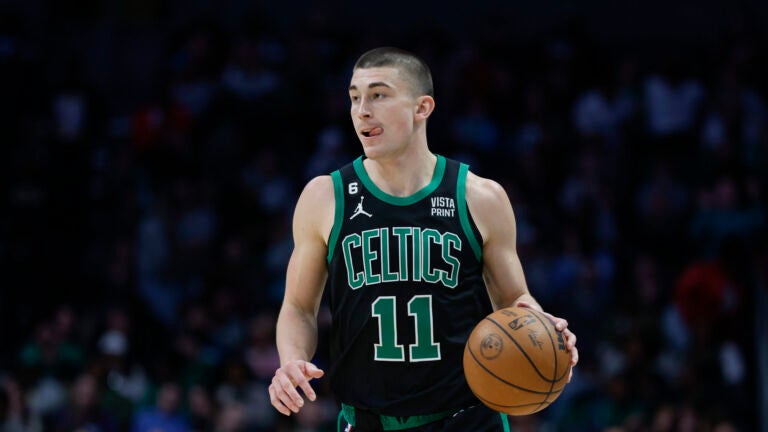 Celtics Urged to Trade for Phoenix Suns Center