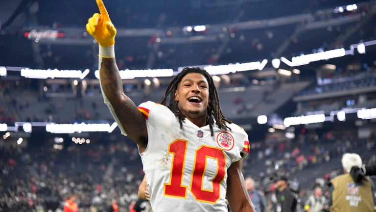 Chiefs vs. Eagles Super Bowl LVII predictions: the players we're looking to bet for MVP - Vimarsana News