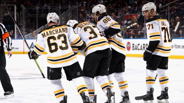 Patrice Bergeron barely misses any time after taking Pastrnak slap