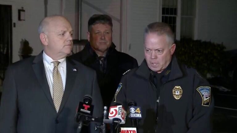 Duxbury mother Lindsay Clancy to be charged with murdering 2 of her ...