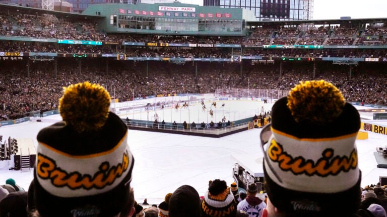 2023 Winter Classic: Penguins vs. Bruins best photos