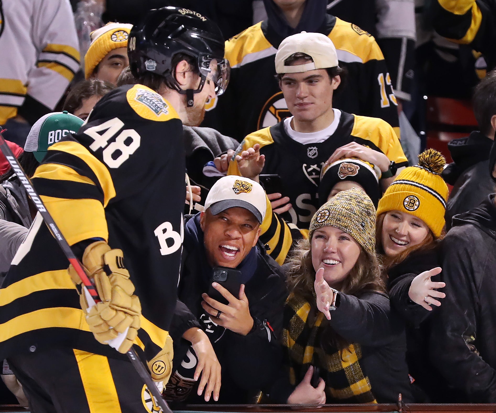 Photos: Bruins Fans Delight in Unbelievable Winter Classic at