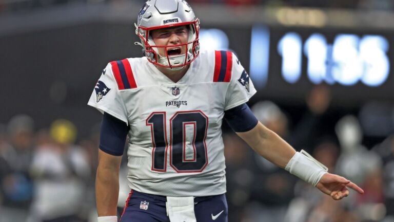 Ex-NFL star Boomer Esiason rips Patriots' Mac Jones over alleged  'd-----ness' body language