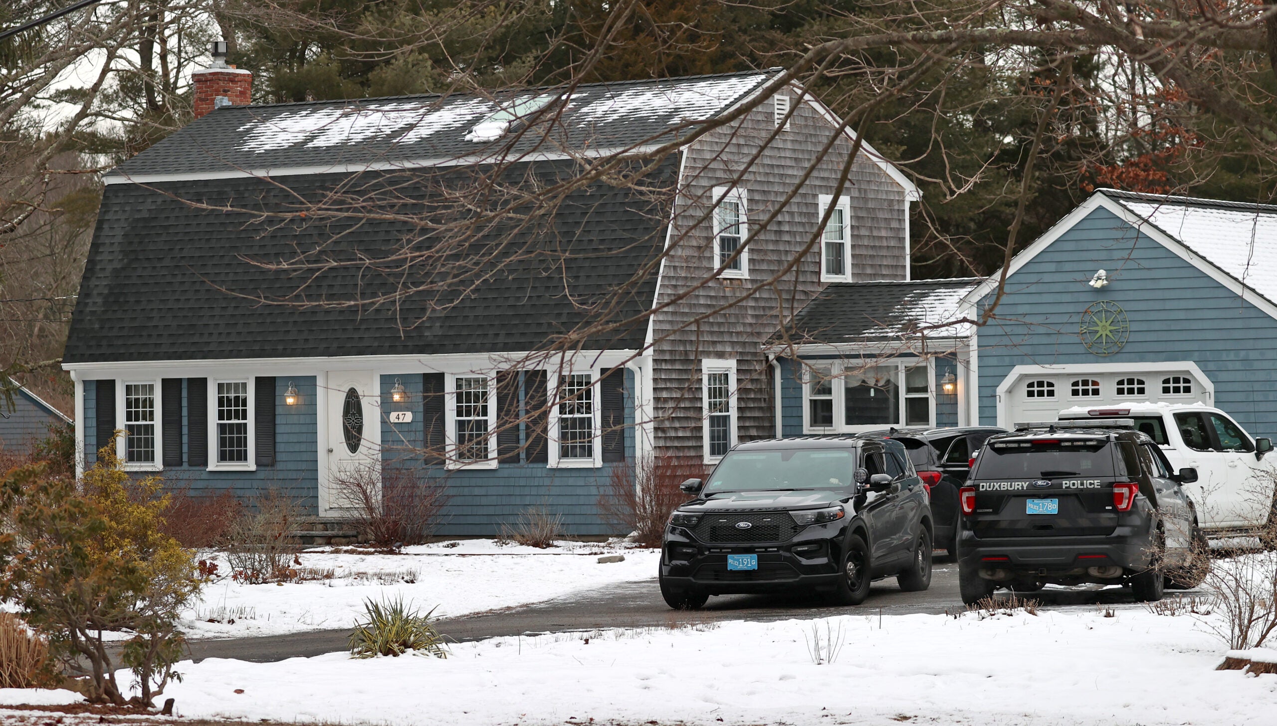 Duxbury mother who attempted suicide to be charged with murdering 2 of her children, officials say