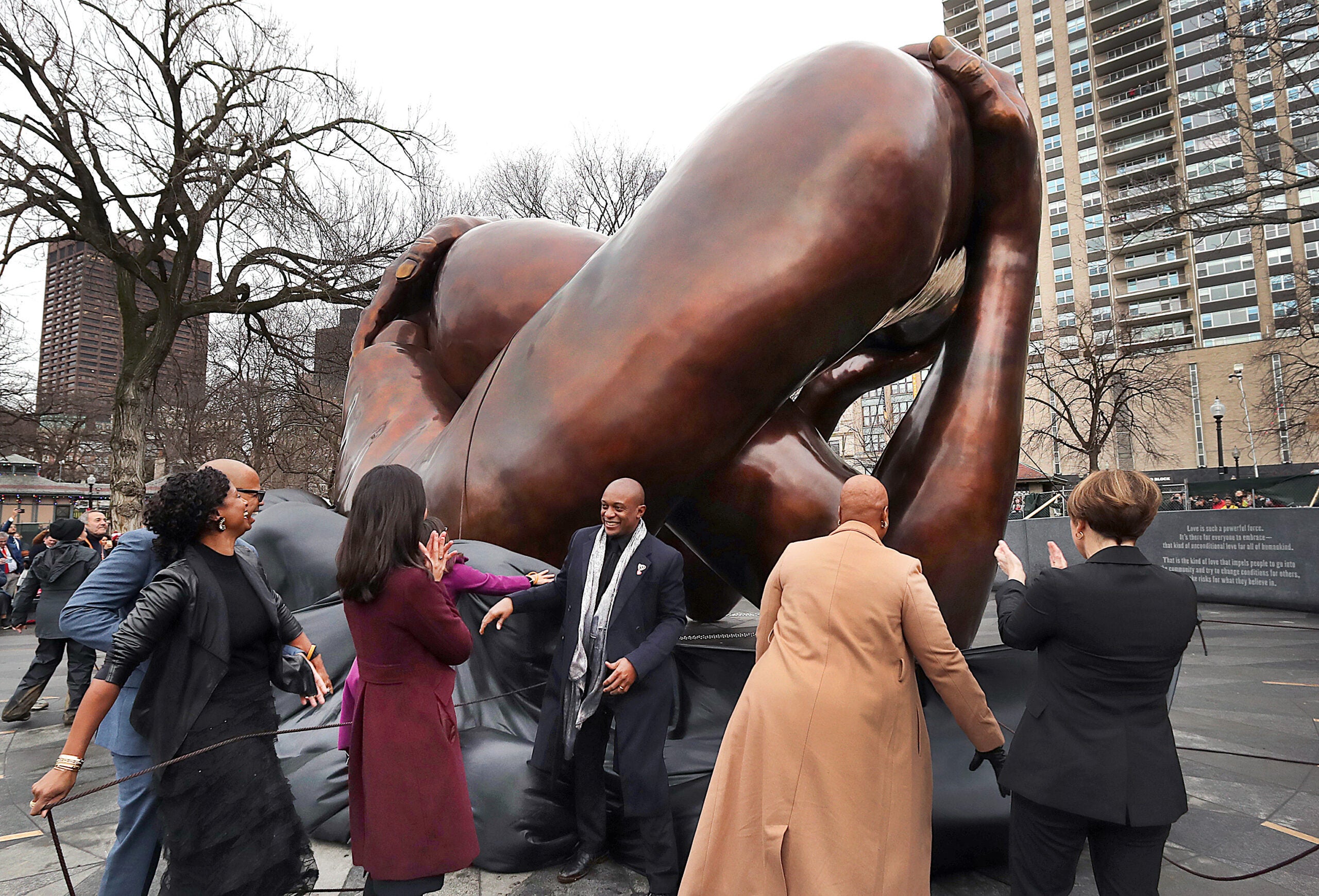 Boston unveils Embrace sculpture of MLK and Coretta Scott King