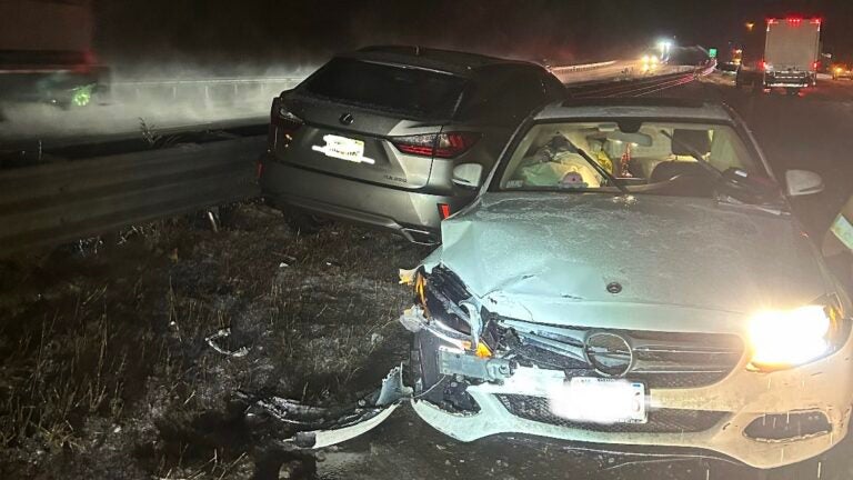 Ice leads to train delays and spinout crashes after W - Vimarsana News