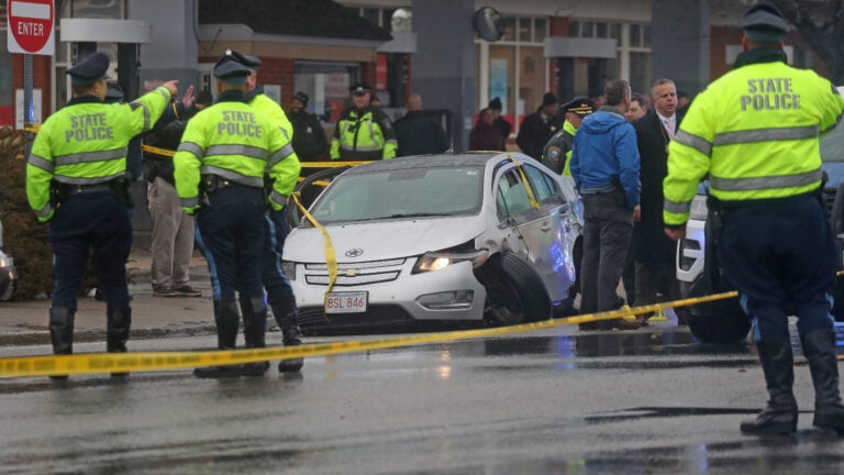 Report: Boston officers justified in shooting at man near hospital - Vimarsana News