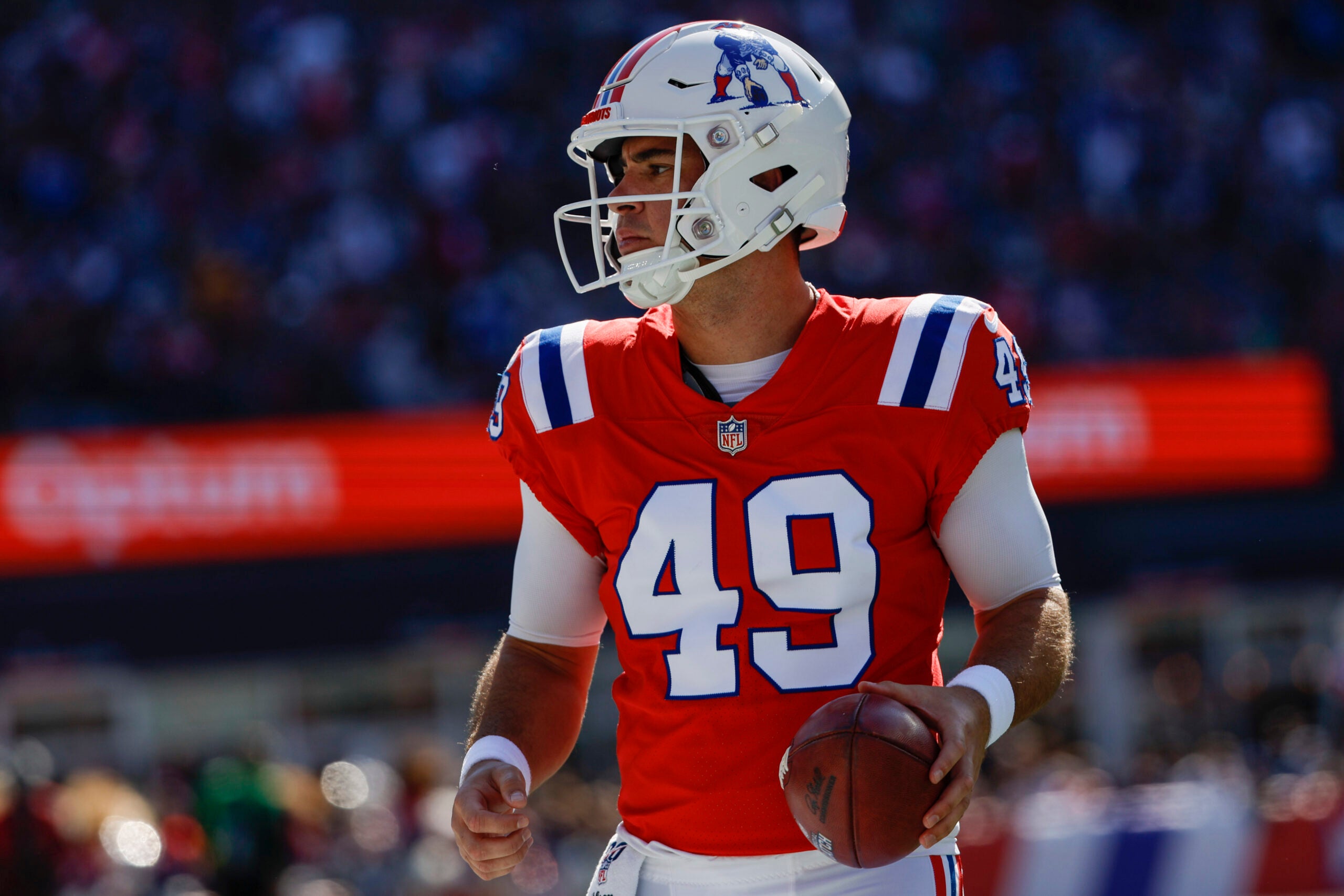 Patriots reportedly re-sign long snapper Joe Cardona to 4-year deal